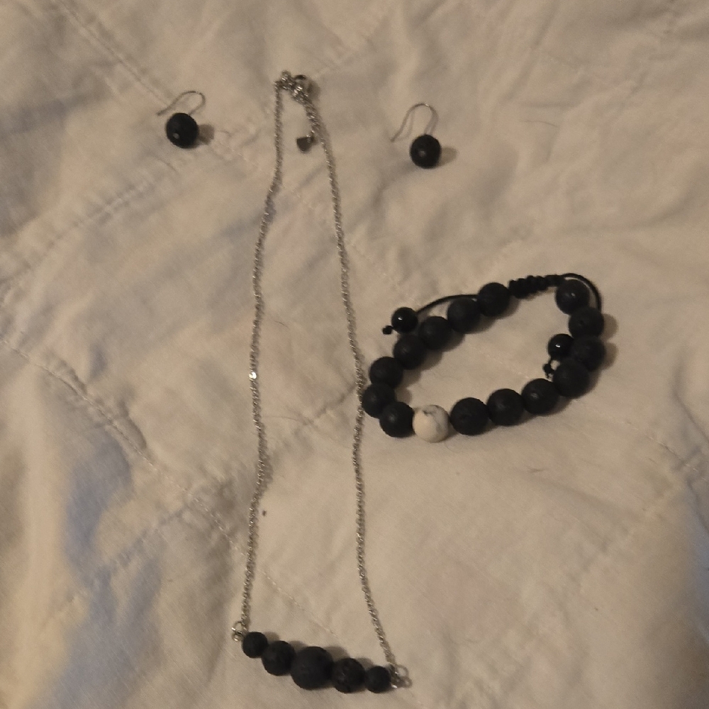 Black essential oil Jewelry Set